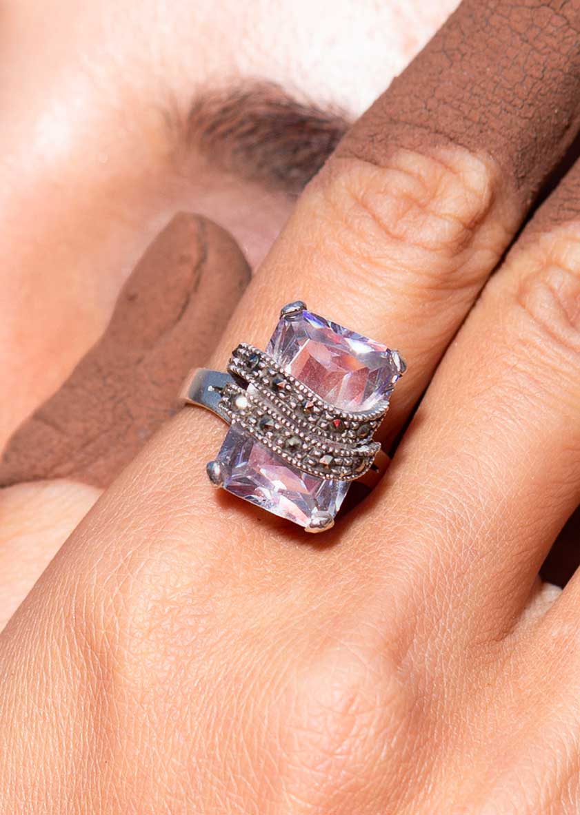 Anillo Circón